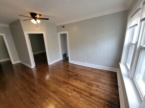 4749 N Monticello Ave, Unit 3A in Chicago, IL - Building Photo - Building Photo