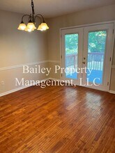 5117 Rising Oak Ct in Louisville, KY - Building Photo - Building Photo