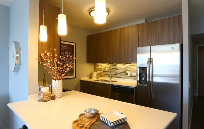 353 W Hubbard St in Chicago, IL - Foto de edificio - Building Photo