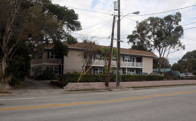 2801 W Azeele St in Tampa, FL - Building Photo - Building Photo