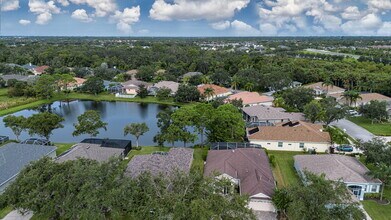 6610 Cheswick St in Sarasota, FL - Building Photo - Building Photo