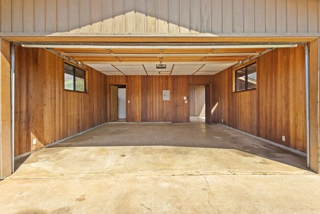 84-658-658 Lahaina St in Waianae, HI - Building Photo - Building Photo