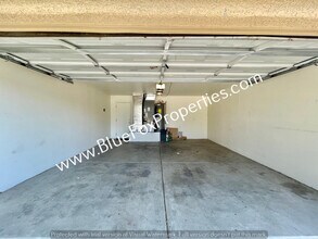 2472 W Chris Oliver Way in Tucson, AZ - Building Photo - Building Photo