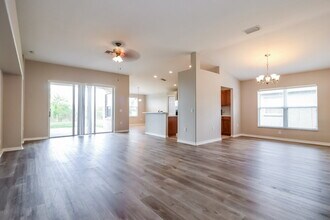 4545 Marchmont Blvd in Land O Lakes, FL - Building Photo - Building Photo