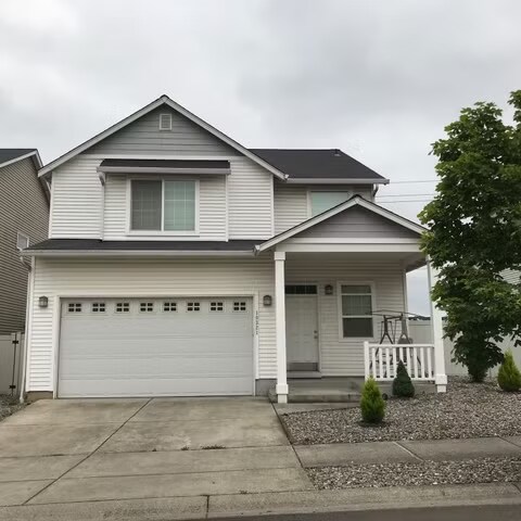 10321 NE 116th Pl in Vancouver, WA - Building Photo
