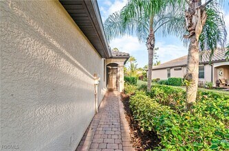 9101 Water Tupelo Rd in Ft. Myers, FL - Building Photo - Building Photo