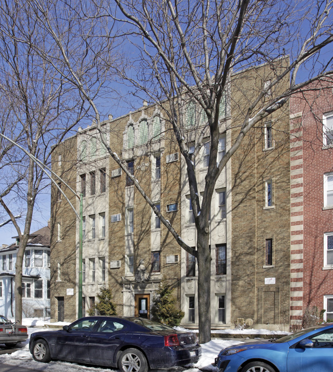 1332 W Hood Ave in Chicago, IL - Building Photo - Building Photo