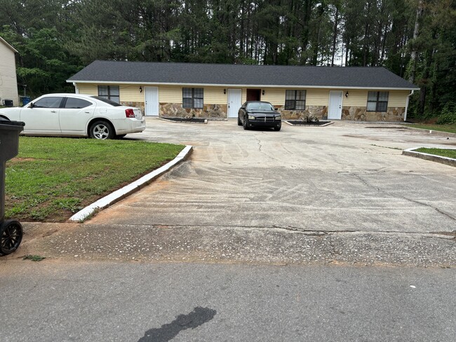 1563 Cannonball Ct, Unit 1563 in Lawrenceville, GA - Foto de edificio - Building Photo