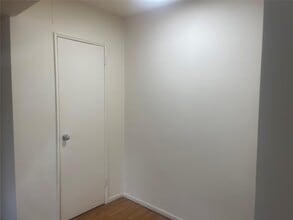 130 S Park Ave in Rockville Centre, NY - Building Photo - Building Photo
