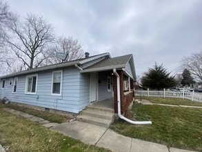 2338 Calhoun St in Indianapolis, IN - Foto de edificio - Building Photo