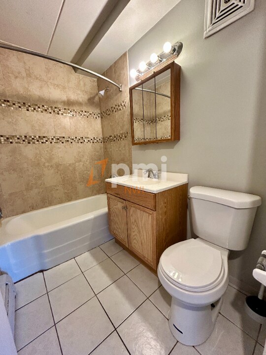 111 Harrington Ave in Crown Point, IN - Building Photo