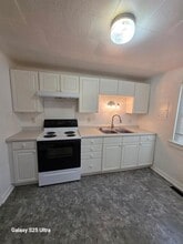 113 S Golding St in Greentown, IN - Building Photo - Building Photo