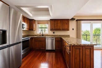 8804 Bay Pointe Dr in Tampa, FL - Building Photo - Building Photo