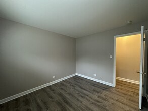 430-40 Stevens Dr in Addison, IL - Building Photo - Building Photo
