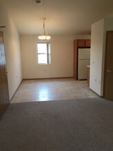 618 Westwynd Ct, Unit D in Mazomanie, WI - Foto de edificio - Building Photo