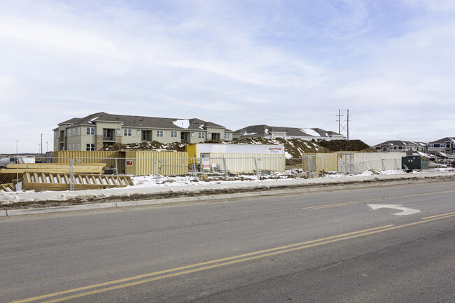 Polaris Wadsworth Station Apartments in Broomfield, CO - Building Photo - Building Photo