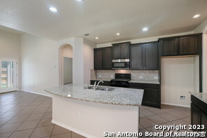 11723 Bricewood Heights in San Antonio, TX - Foto de edificio - Building Photo