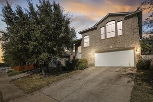 9405 Billingham Trail in Austin, TX - Building Photo