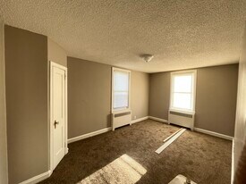 4556 Teesdale St, Unit 2nd Flr in Philadelphia, PA - Building Photo