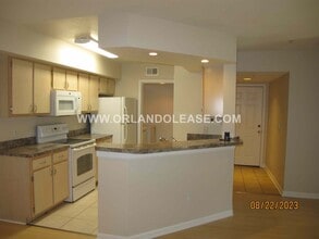 738 Crest Pines Dr in Orlando, FL - Building Photo - Building Photo
