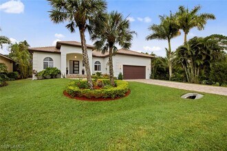 27153 Barefoot Ln in Bonita Springs, FL - Building Photo - Building Photo