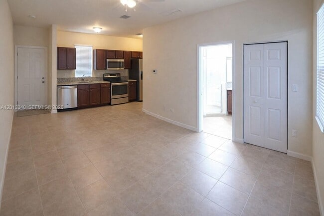 9551 SW 171st Pl in Miami, FL - Building Photo - Building Photo