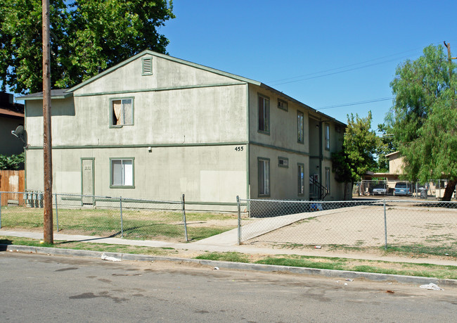 455 N Thesta St in Fresno, CA - Building Photo - Building Photo