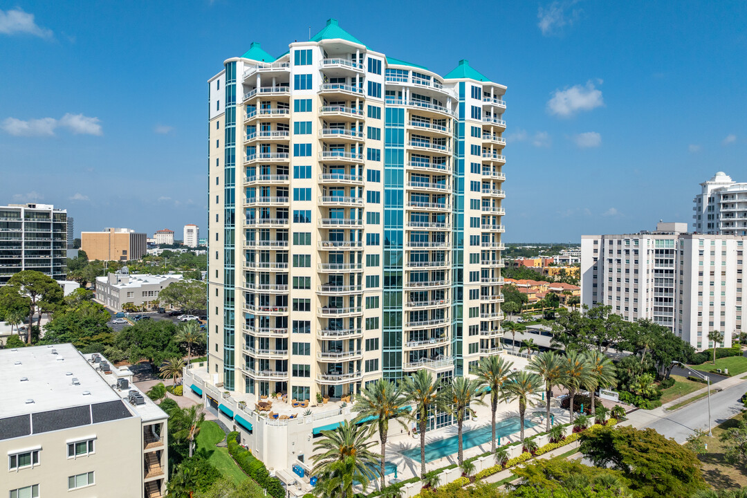 Sarabande in Sarasota, FL - Building Photo