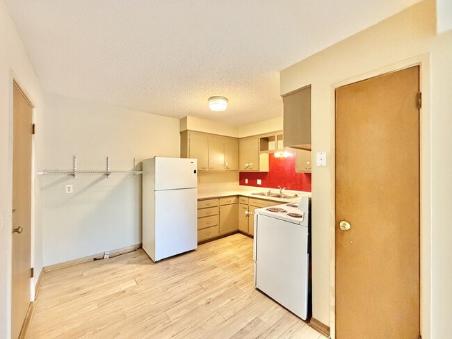 625 Vera Ct in Madison, WI - Building Photo - Building Photo