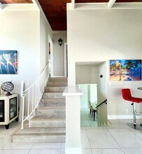 2513 Tortugas Ln in Fort Lauderdale, FL - Building Photo - Building Photo