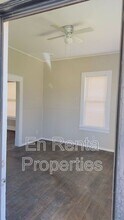 1217 Clinton Ave in Fort Worth, TX - Building Photo - Building Photo