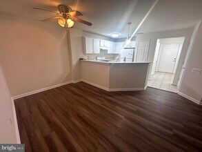 18821 Sparkling Water Dr in Germantown, MD - Building Photo - Building Photo