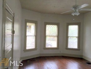 530 Oakland Ave SE-Unit -B in Atlanta, GA - Foto de edificio - Building Photo