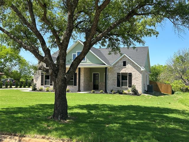 5533 Woodland Hill in Denton, TX - Building Photo - Building Photo