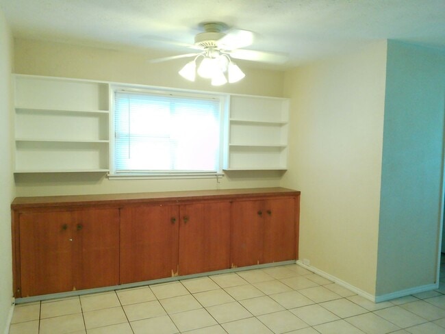 4225 Warwick Dr in Corpus Christi, TX - Building Photo - Building Photo