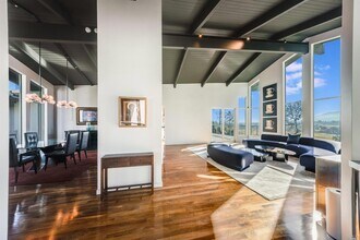 9 Bournemouth Rd in St Helena, CA - Building Photo - Building Photo