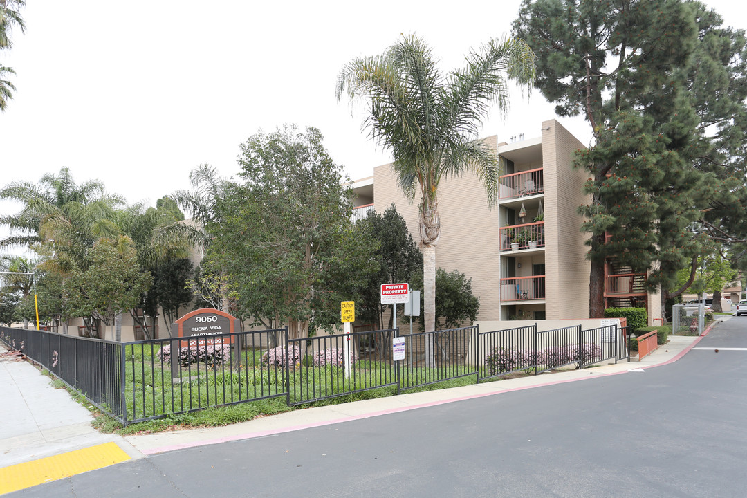 Buena Vida Apartments in Ventura, CA - Building Photo