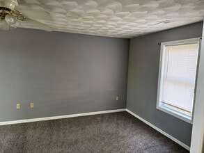 22 Matteson Ave in West Warwick, RI - Building Photo - Building Photo