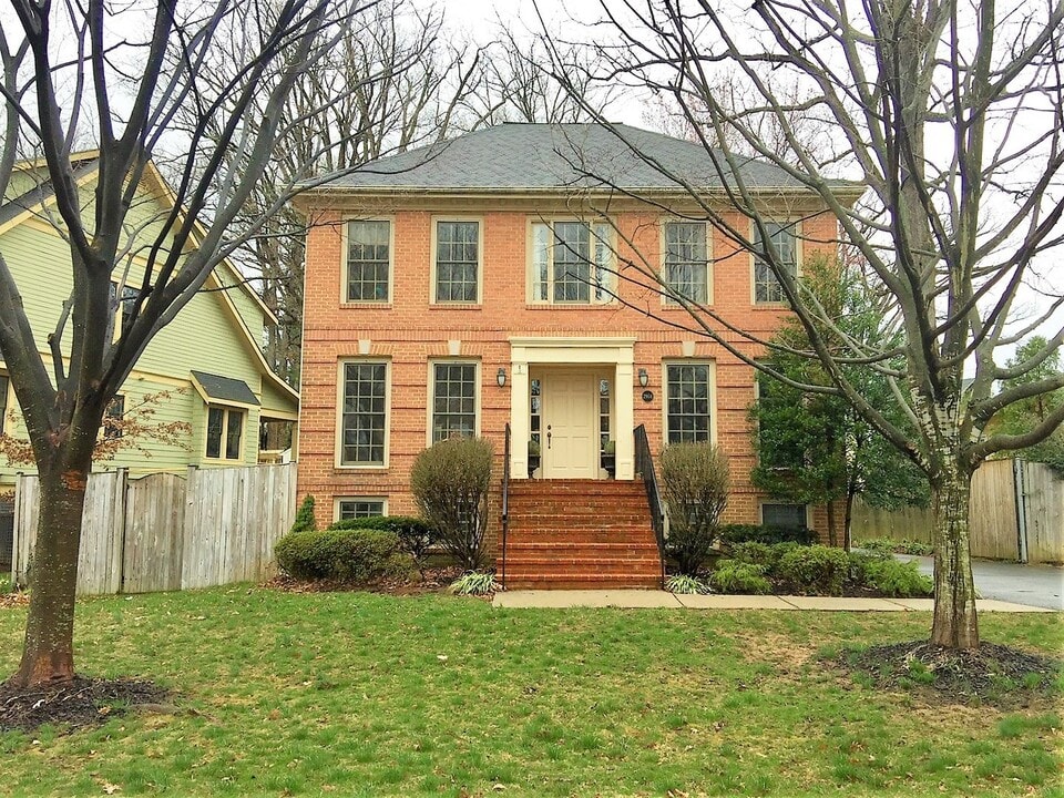2904 4th St N in Arlington, VA - Building Photo