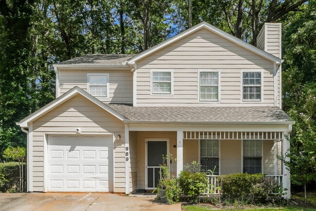 property at 989 Autumn Crest Ct
