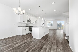 1587 Syracuse Dr in Grayslake, IL - Building Photo - Building Photo