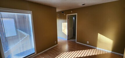 223 Crown Oaks Way in Longwood, FL - Foto de edificio - Building Photo