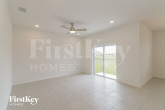 596 Crown Rose Dr in Bartow, FL - Building Photo - Building Photo