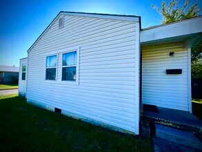 2230 Bird Ave in Joplin, MO - Building Photo - Building Photo