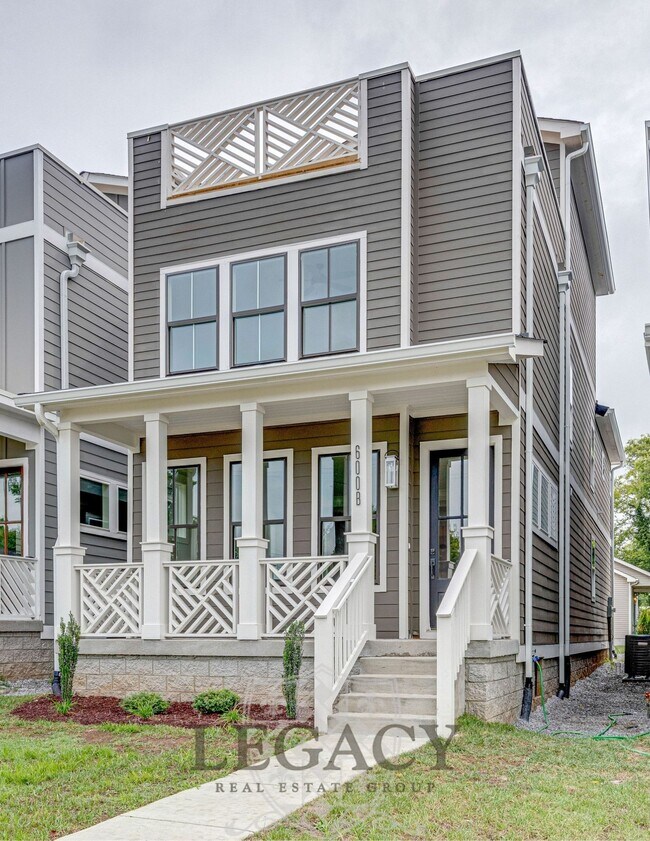 600 45th Ave N in Nashville, TN - Building Photo - Building Photo
