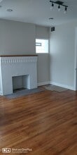 1845 W Greenleaf Ave, Unit #1 in Chicago, IL - Foto de edificio - Building Photo