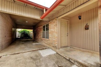 507 Bellevue Pl in Austin, TX - Building Photo - Building Photo