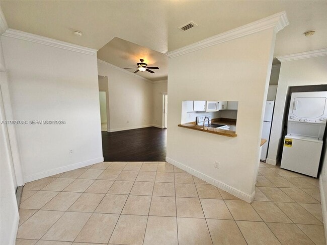 2151 NW 96th Terrace in Pembroke Pines, FL - Building Photo - Building Photo