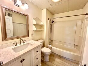 38 Harborside Dr in Milford, CT - Building Photo - Building Photo