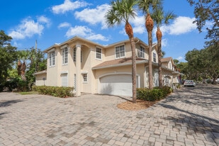 479 Tequesta Dr in Jupiter, FL - Building Photo